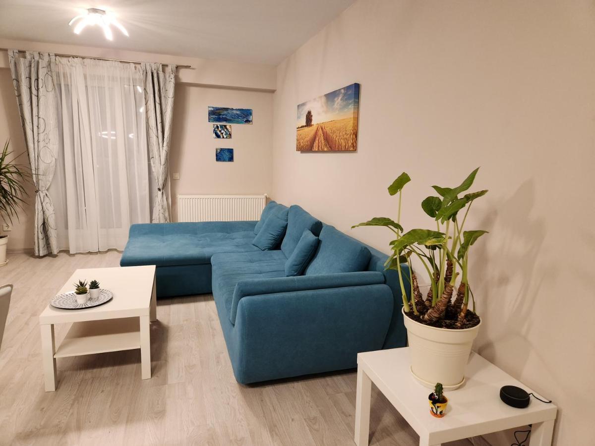 Airport Apartment Otopeni Bagian luar foto